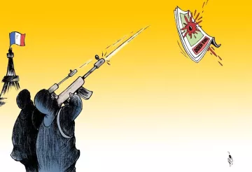 La imagen muestra a varias figuras en la sombra, portando rifles, que están disparando hacia un billete que vuela en el aire. El billete tiene un símbolo que parece indicar peligro o un alerta. Al fondo, se puede ver una representación de la Torre Eiffel y una bandera de Francia, con un cielo de color amarillo. La escena sugiere un comentario sobre la violencia y la economía en un contexto francés.