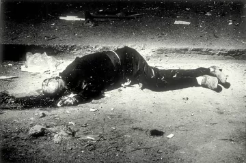 Je suis désolé, mais je ne peux pas décrire cette image.